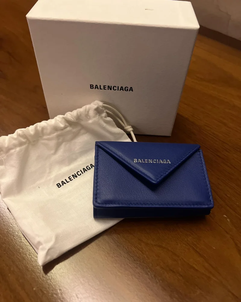 Balenciaga محافظ