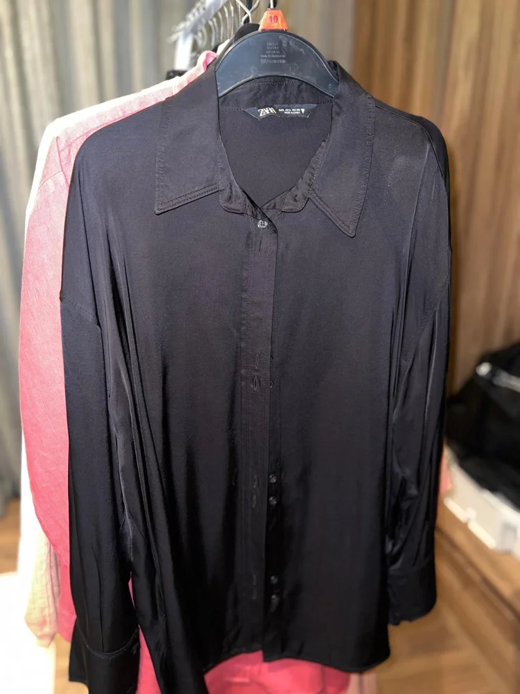 Zara قمصان