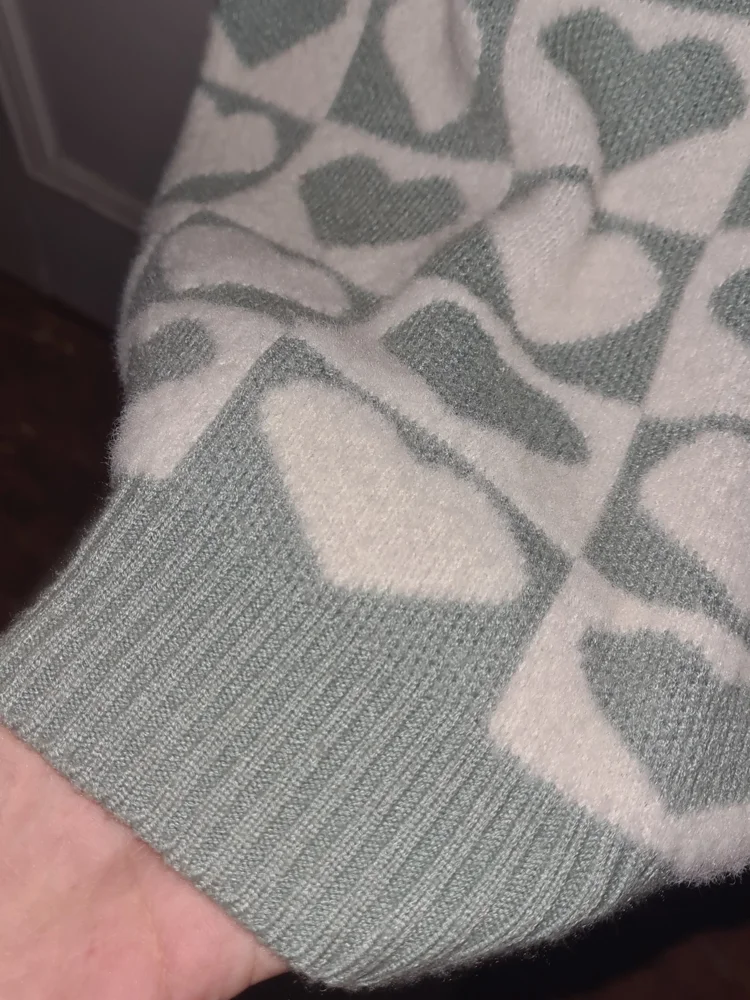 Sweaters & Pullovers