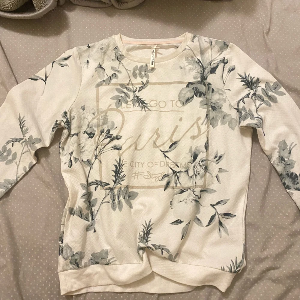 Max Sweatshirts
