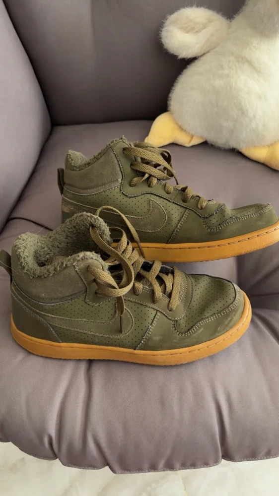 Nike Sneakers