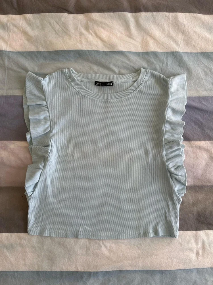 Zara تيشيرتات