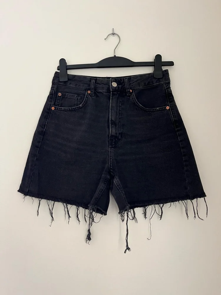 Stradivarius Shorts