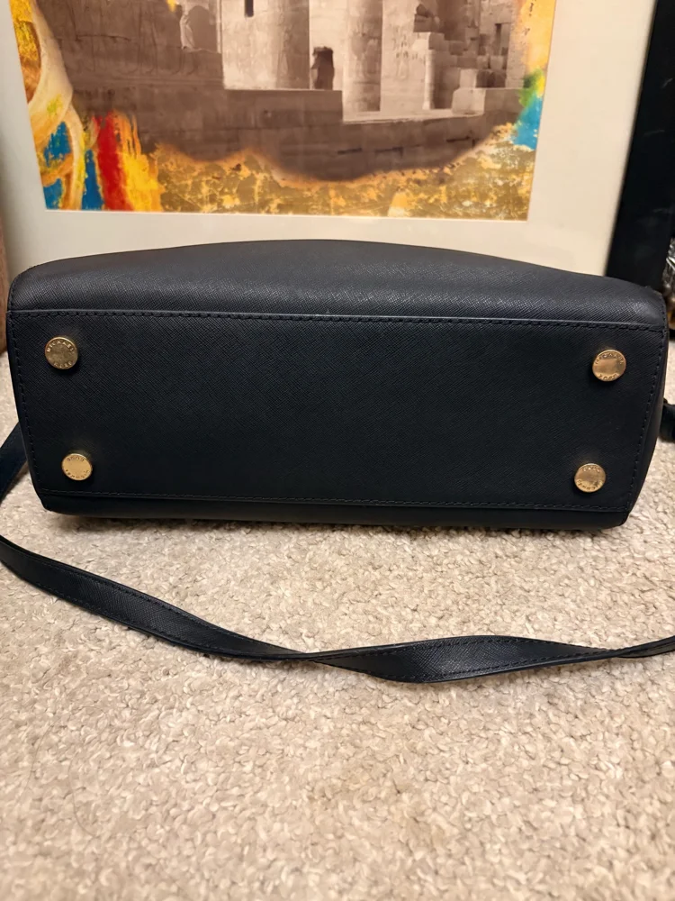 Michael Kors Shoulder Bags