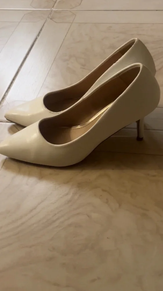 Shein جزم بامب، حالة جيدة، مقاس 37، صورة 5