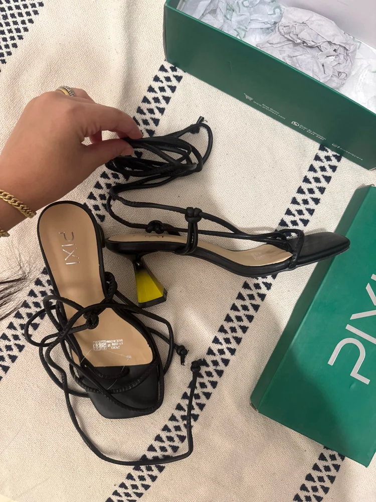 Pixi Sandals, size 37