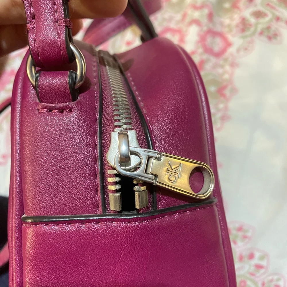 Calvin Klein Cross-Body Bags, size Other, photo 2