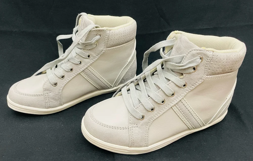 Payless Sneakers, size 35, photo 2
