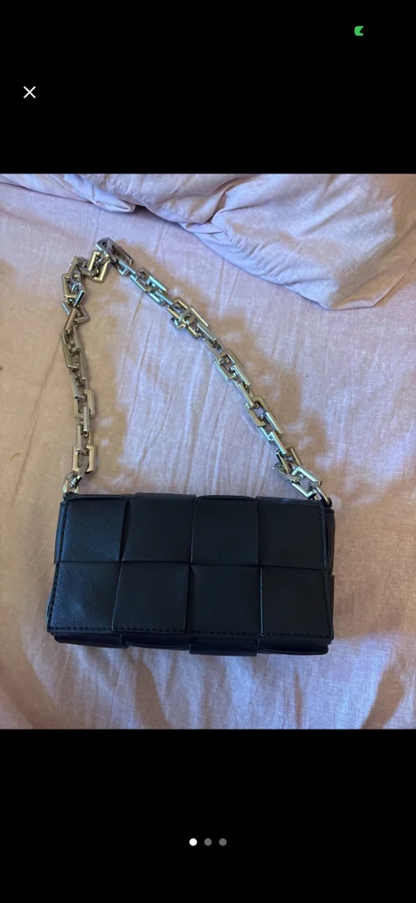 Pixi Shoulder Bag