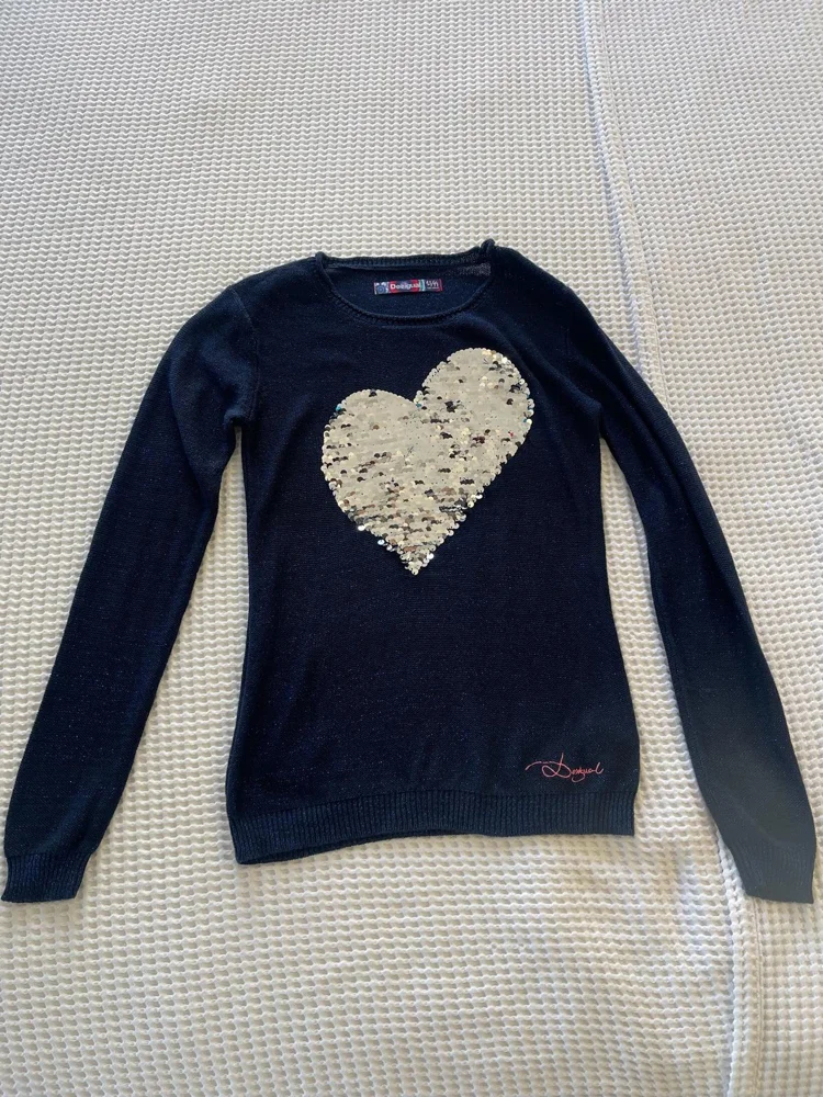 Desigual سويترات وبلوفرات