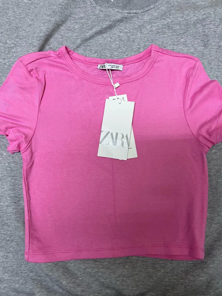 Zara تيشيرتات