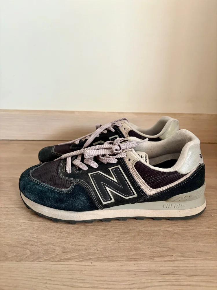 New Balance Sneakers