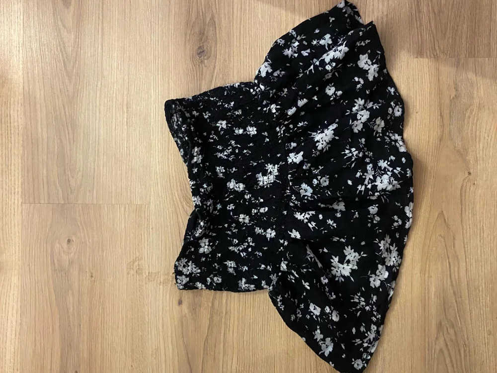 Bershka جيبات