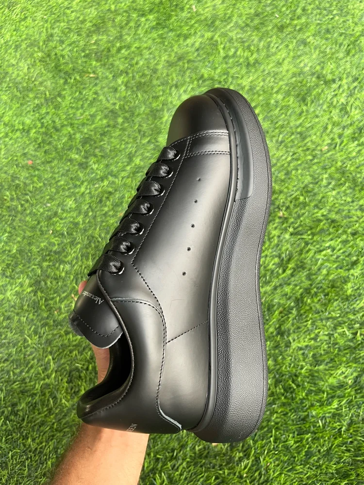 Alexander McQueen Sneakers, New with tags, size 45, photo 3