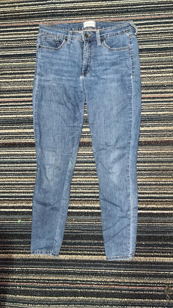 Crown And Ivy Jeans