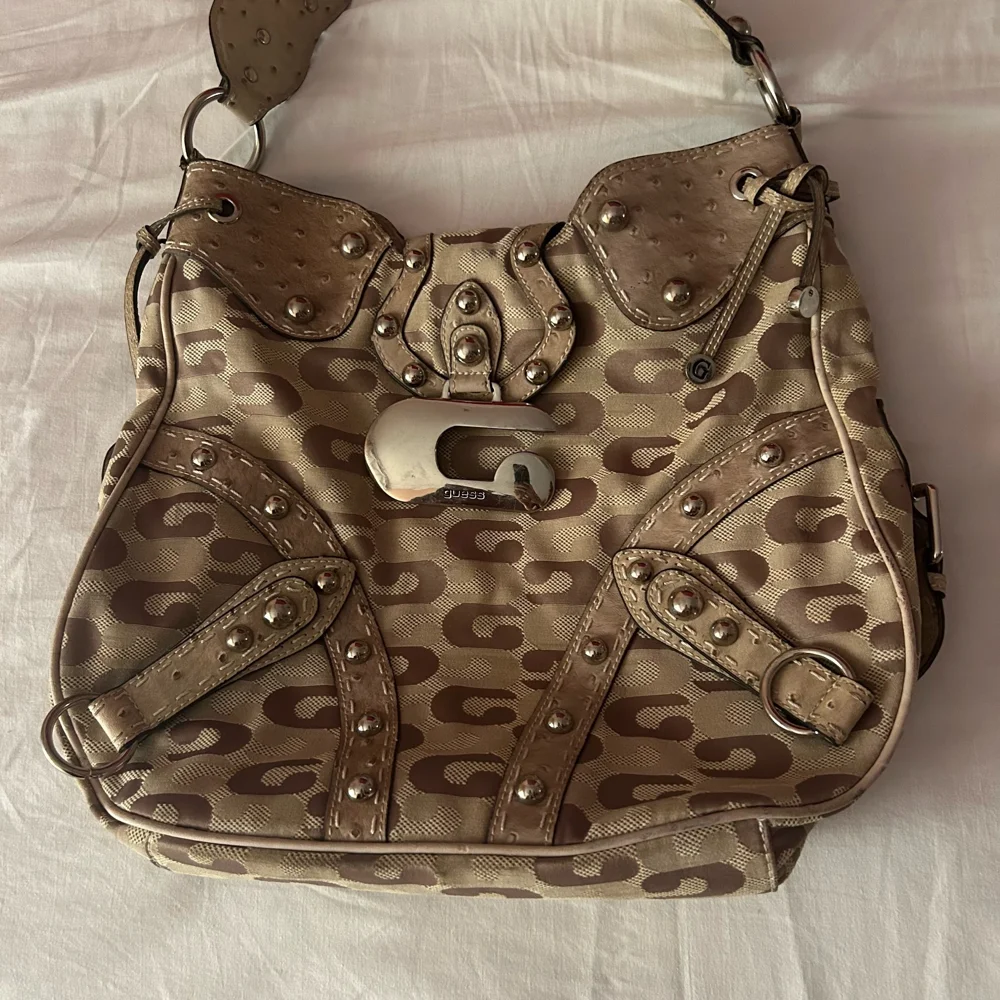 GUESS Shoulder Bag, size Other, photo 2
