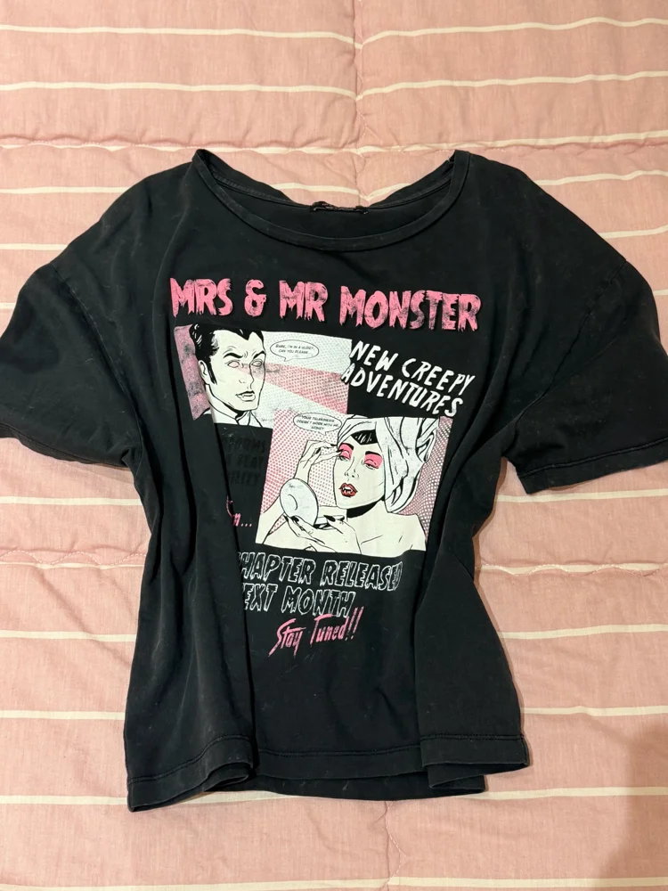 Bershka تيشيرتات