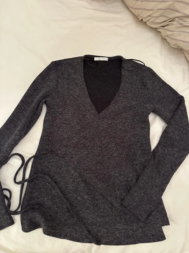 Zara أكمام طويلة