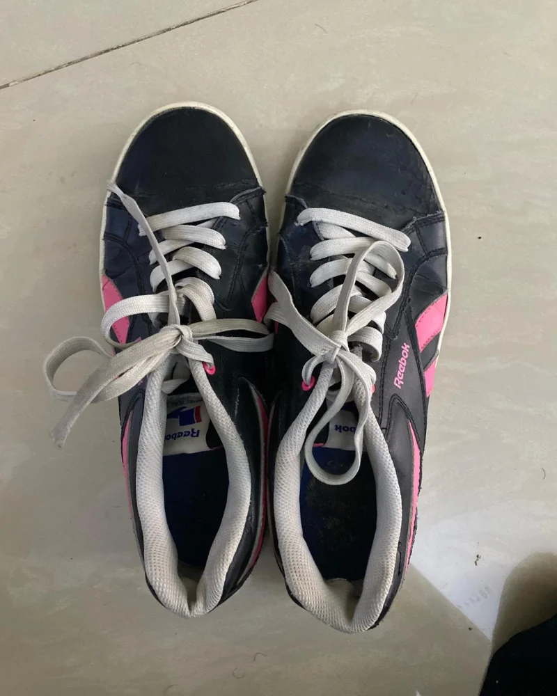 Reebok Sneakers