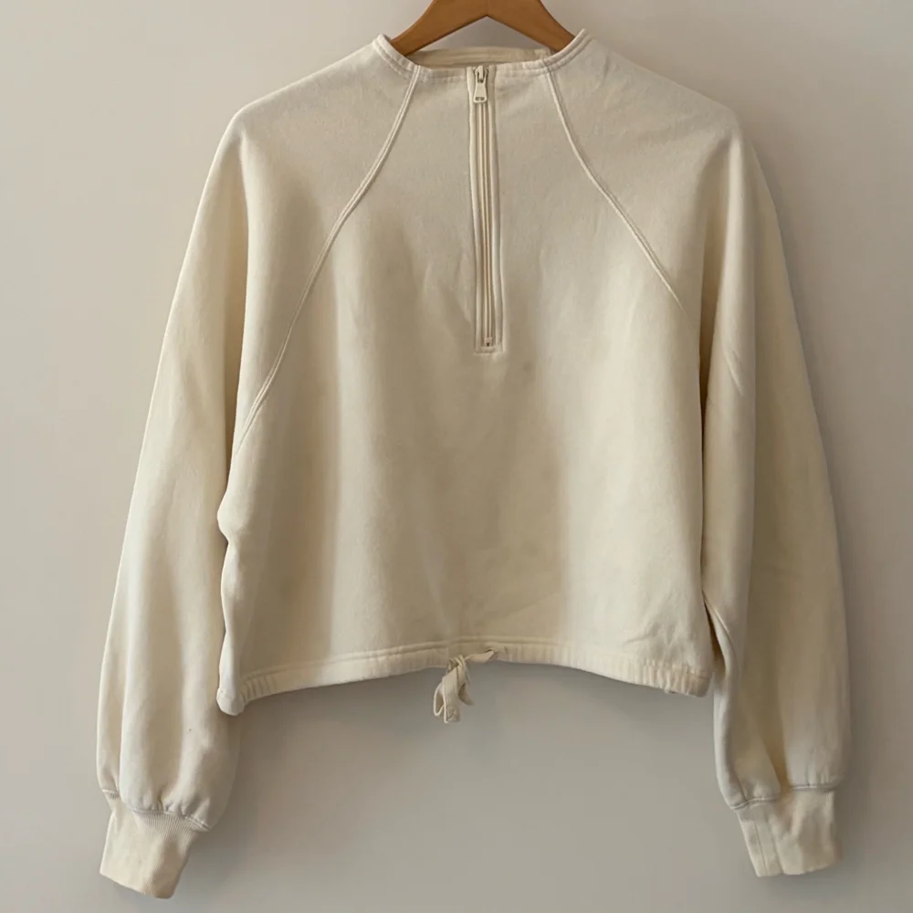 Urban Outfitters Sweaters & Pullovers