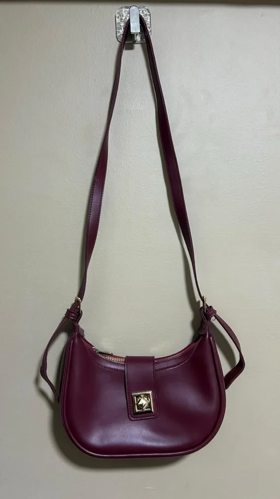 Cross-Body Bags