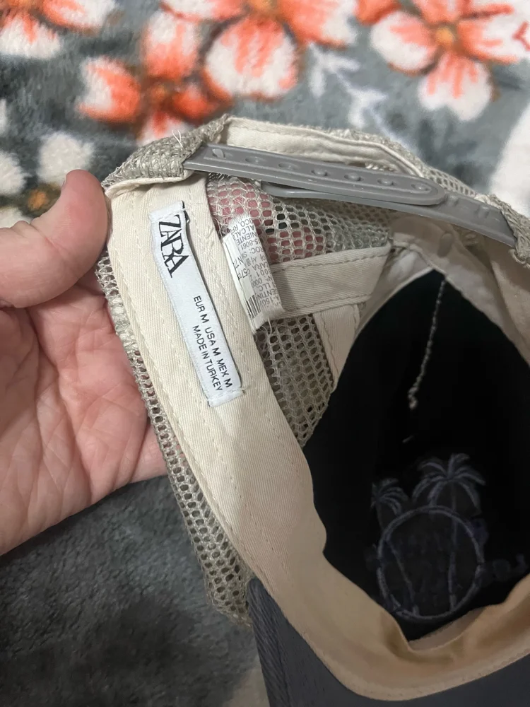 Zara كابات وقبعات، حالة ممتازة، مقاس واحد، صورة 2