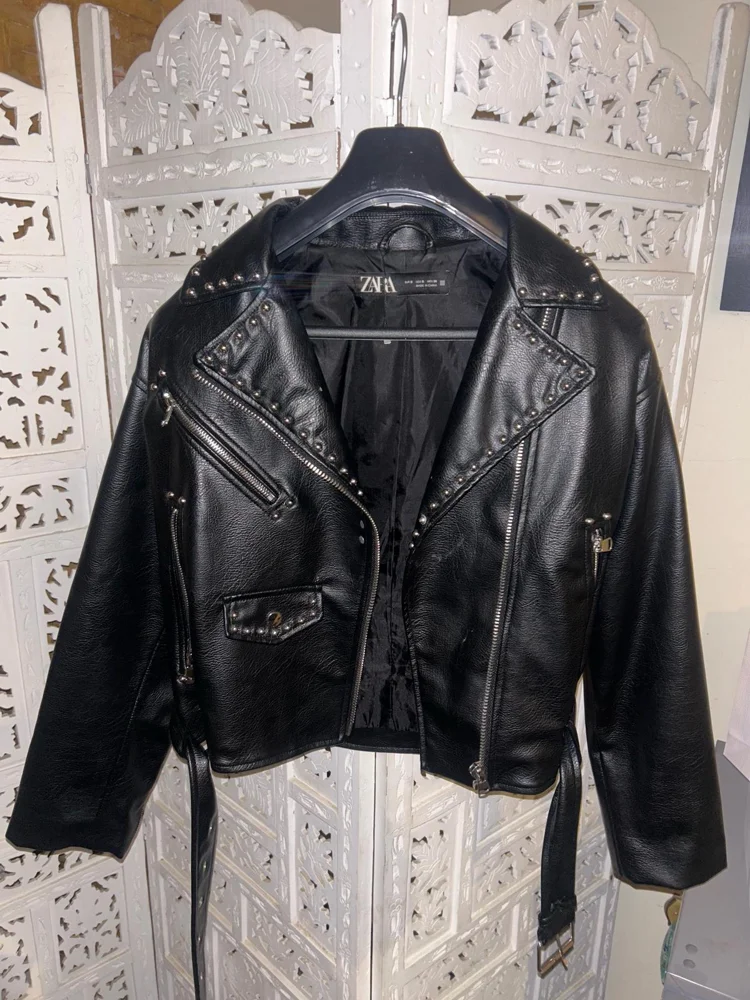 Zara جواكت
