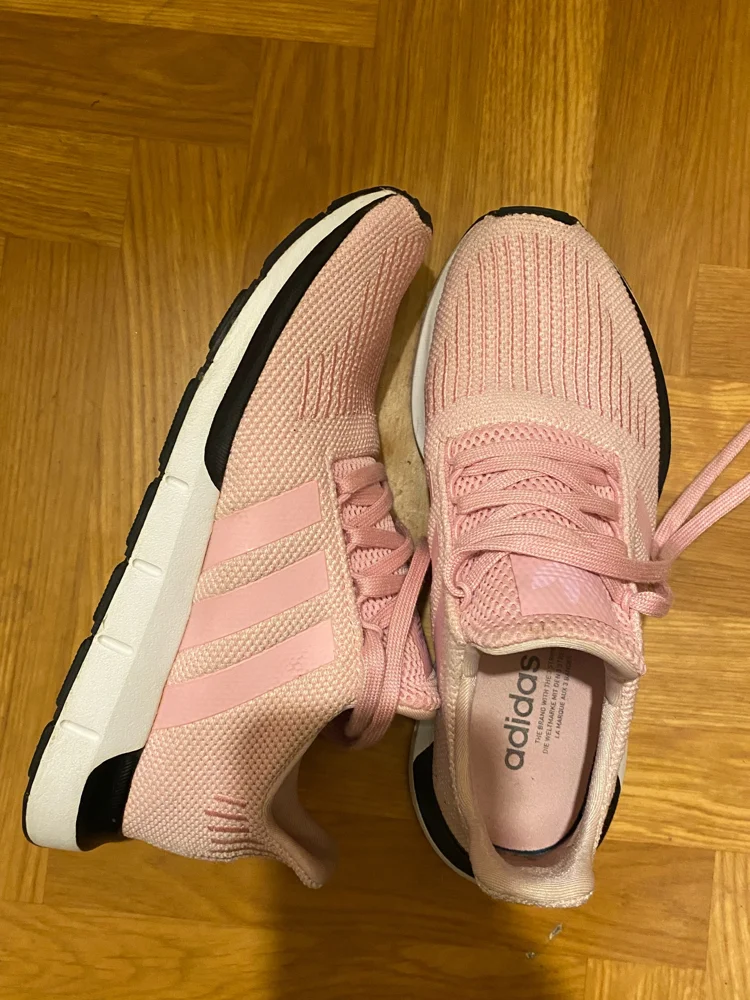 adidas Sneakers, Excellent, size 40, photo 2