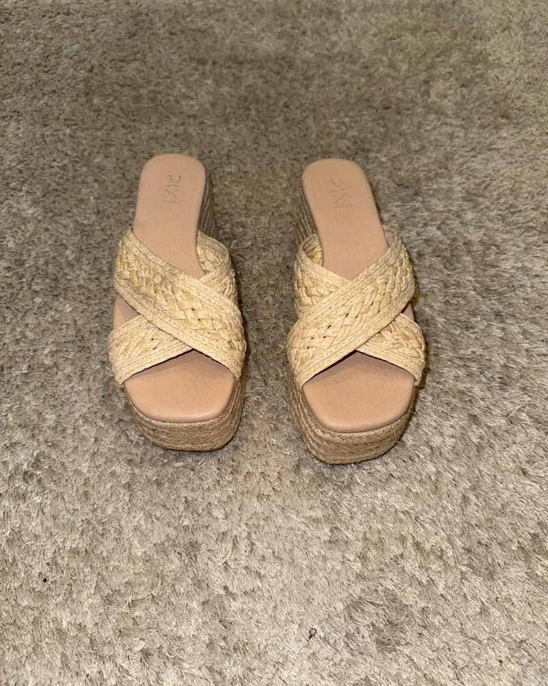 Pixi Sandals