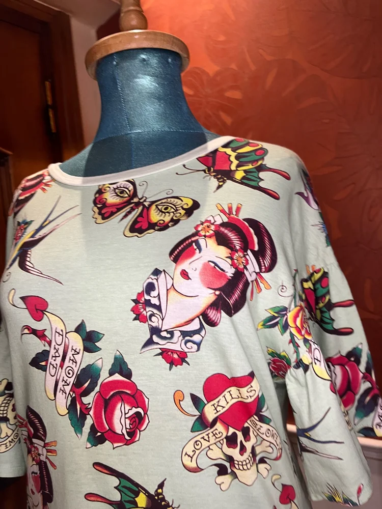 Ed Hardy فساتين ميدي