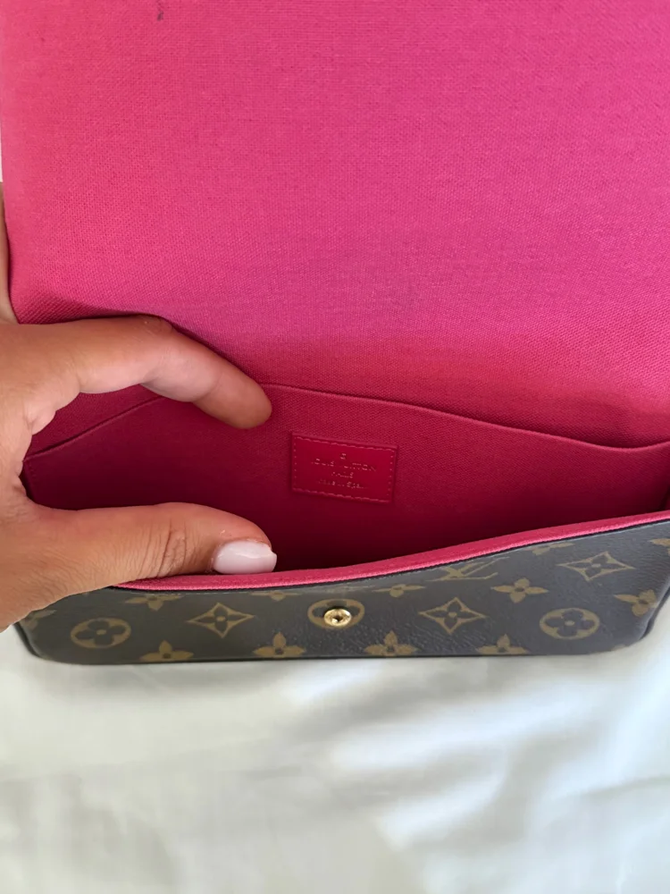 Louis Vuitton Cross-Body Bag, size Other, photo 3