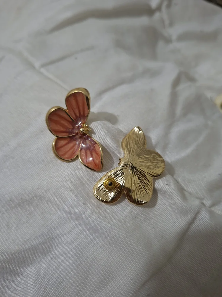 Shein Earrings, New with tags, photo 3