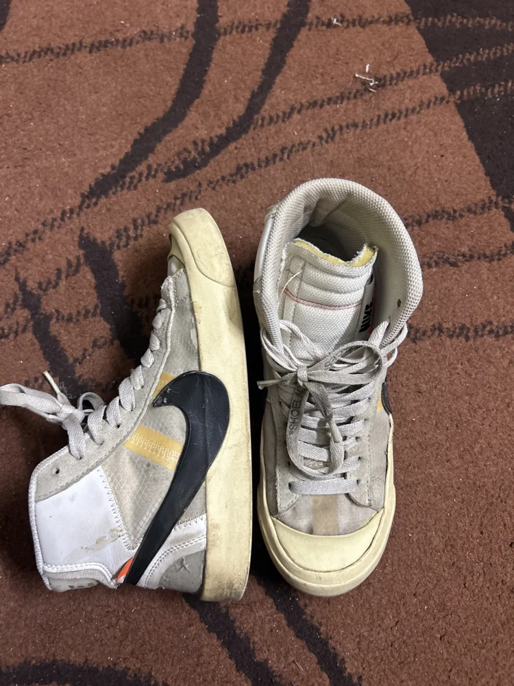 Nike Sneakers