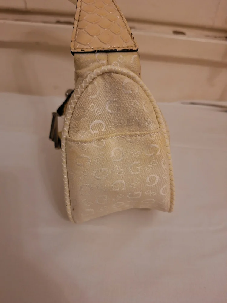 GUESS Shoulder Bags, Fair, photo 4