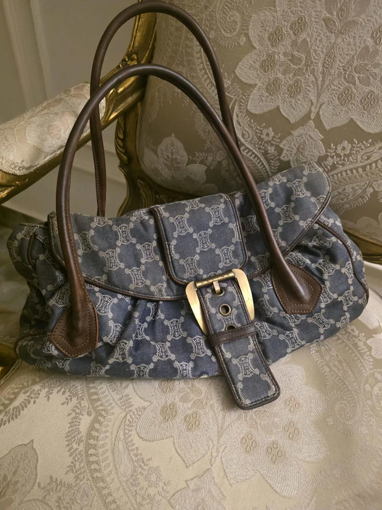 CELINE Shoulder Bags, Good, photo 2