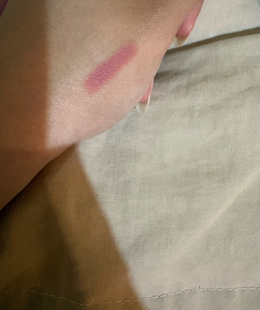Essence Lips, size Other, photo 2