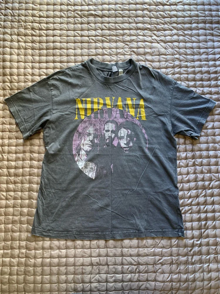 H&M Divided T-shirts