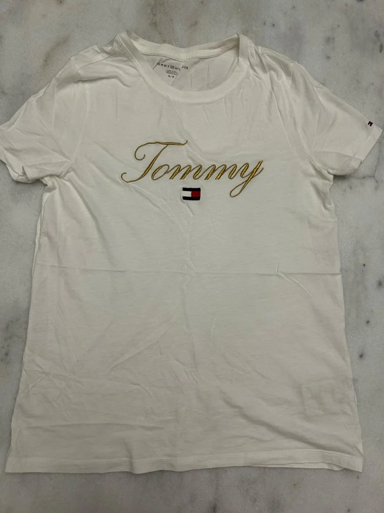 Tommy Hilfiger T-shirts