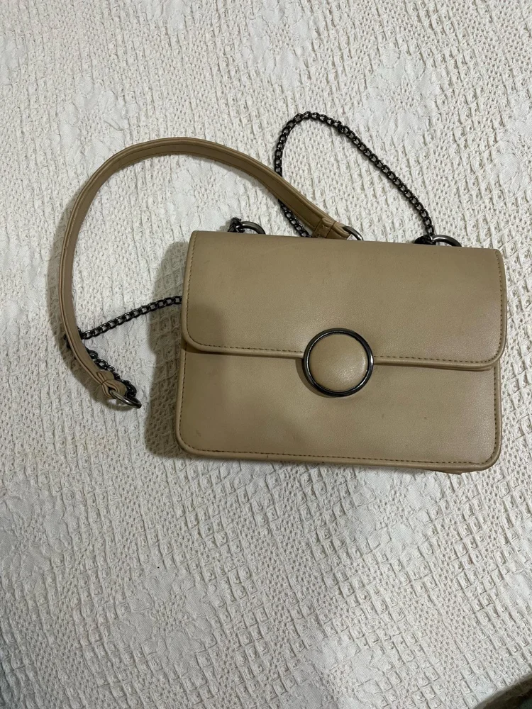 Cross-Body Bags