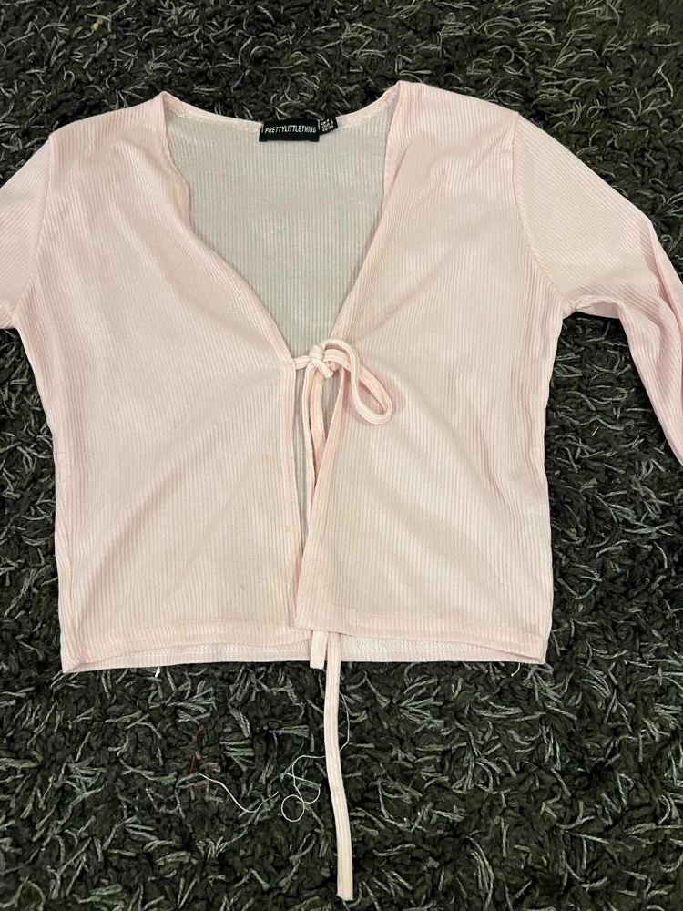 PrettyLittleThing Blouses