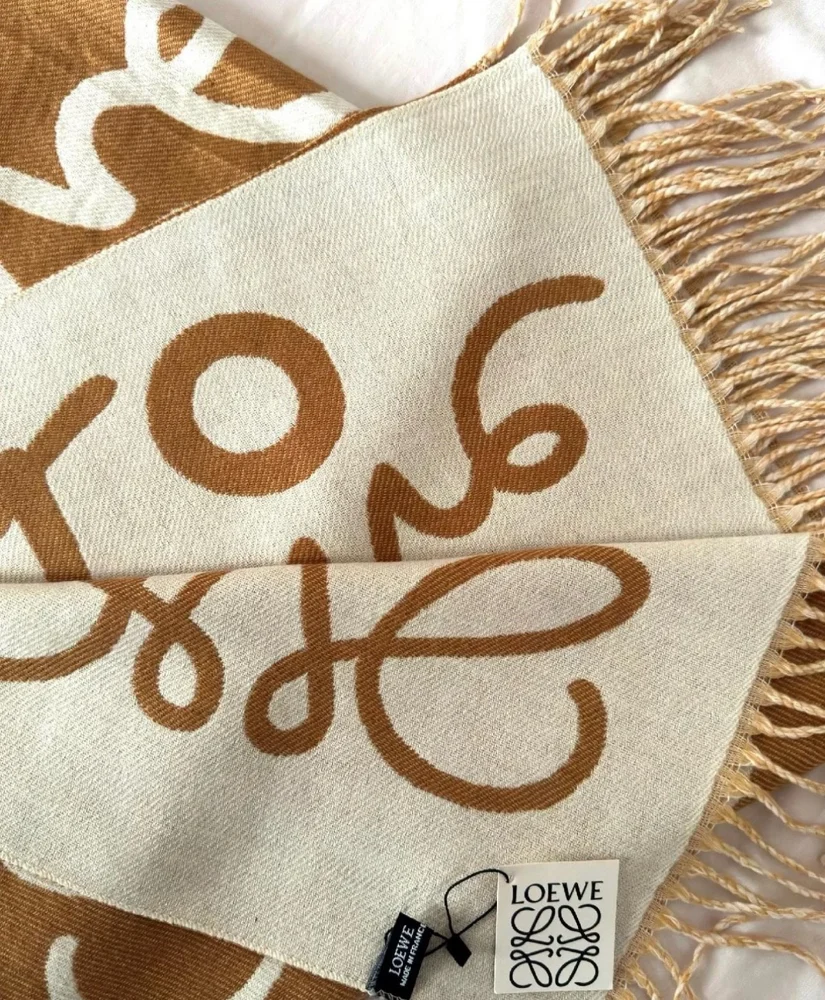Loewe Scarves & Shawls, size Other, photo 2