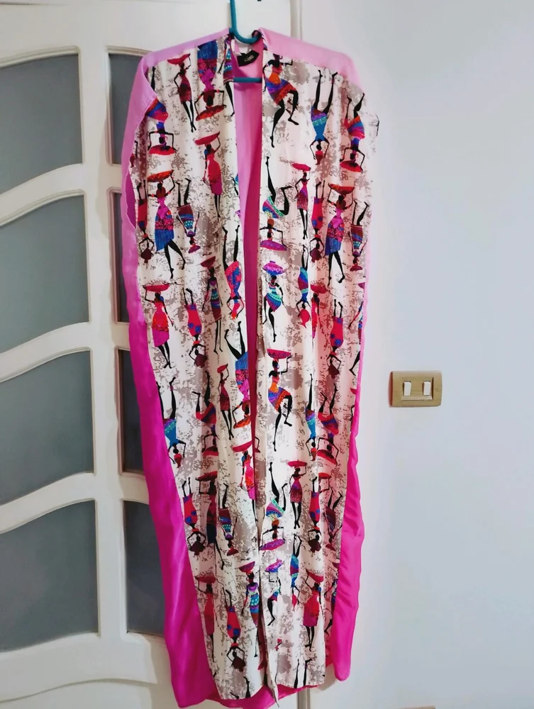 Local بلوزات