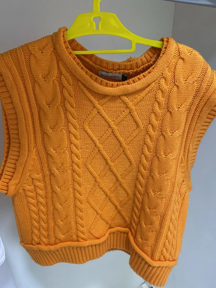 Sweaters & Pullovers