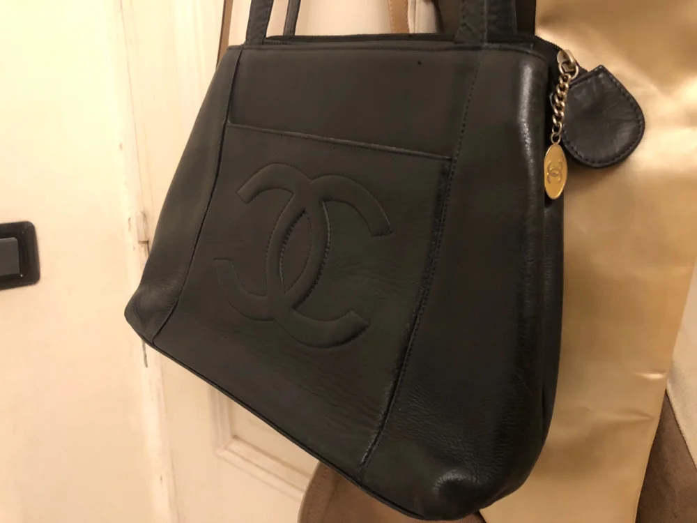 Chanel Tote Bags