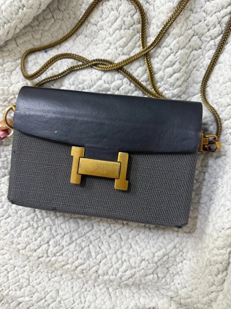 Local Cross-Body Bags, Fair, photo 3