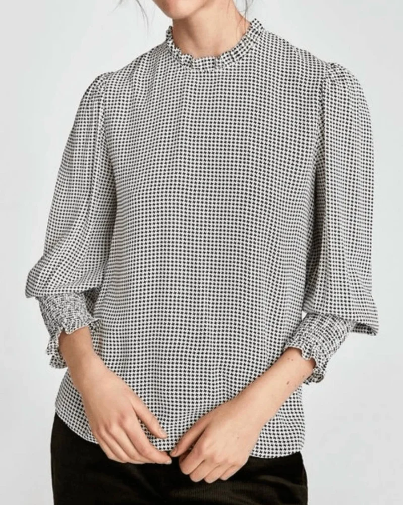 Zara بلوزات