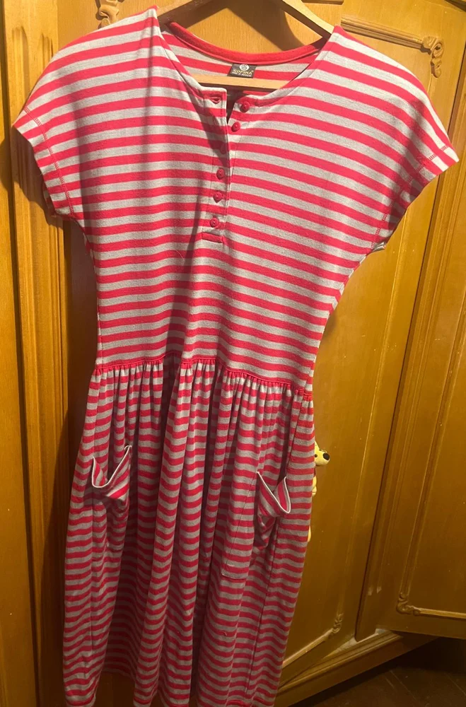 Midi Dresses