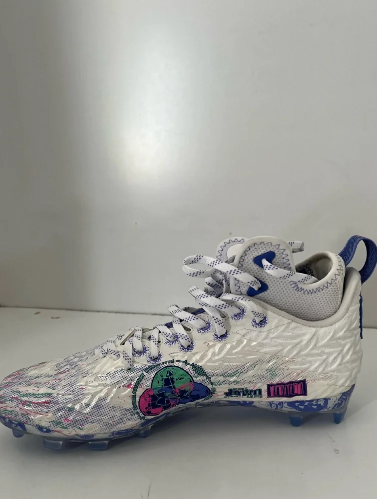 Under Armour بوت، حالة ممتازة، مقاس 41، صورة 4