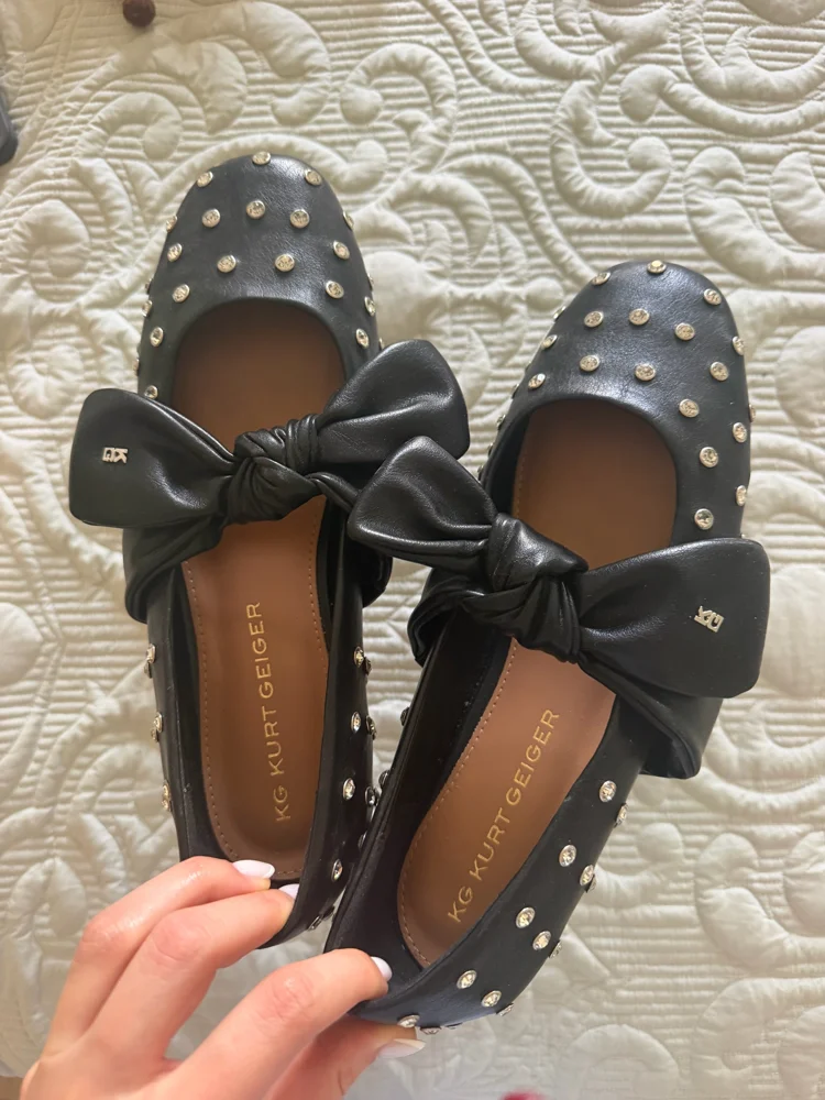 KG Kurt Geiger فلات