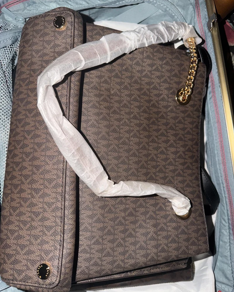 Michael Kors Shoulder Bags